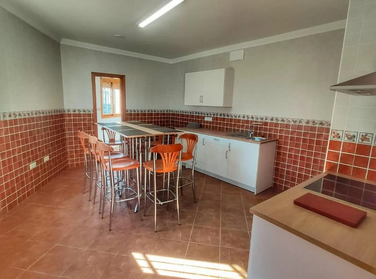 Casa Amplia Con Terraza En La Vinuela Villa Holiday home